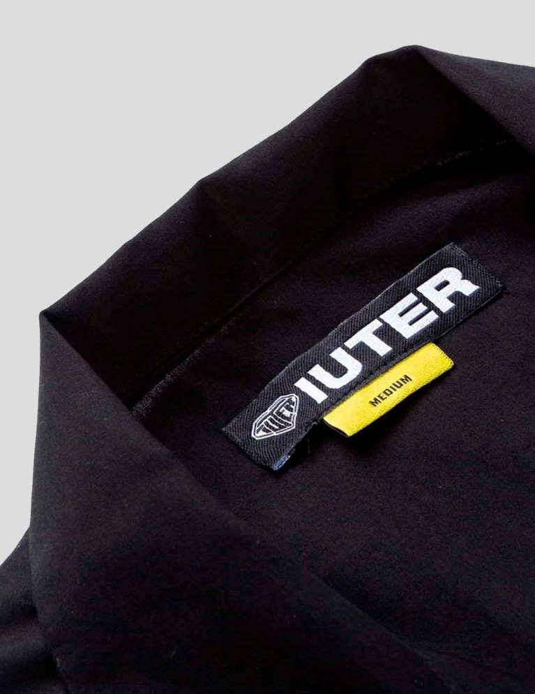 Colaborações IUTER x gremlins family shirt black